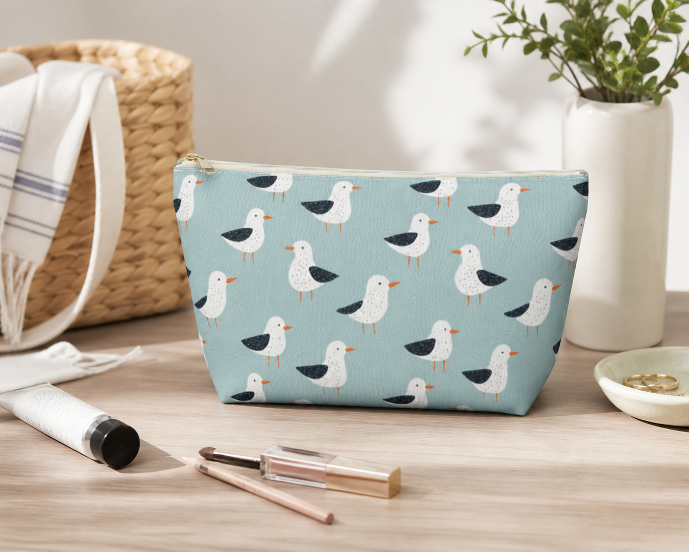 Seagull Zipper Pouch / Makeup Bag
